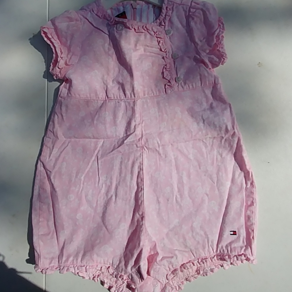 Like new Tommy Hilfiger short romper 3-6 months